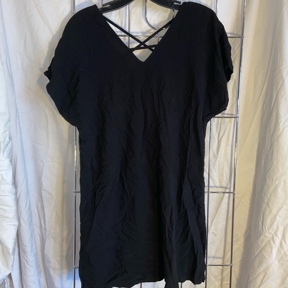 crisscross back long black blouse - Picture 1 of 2